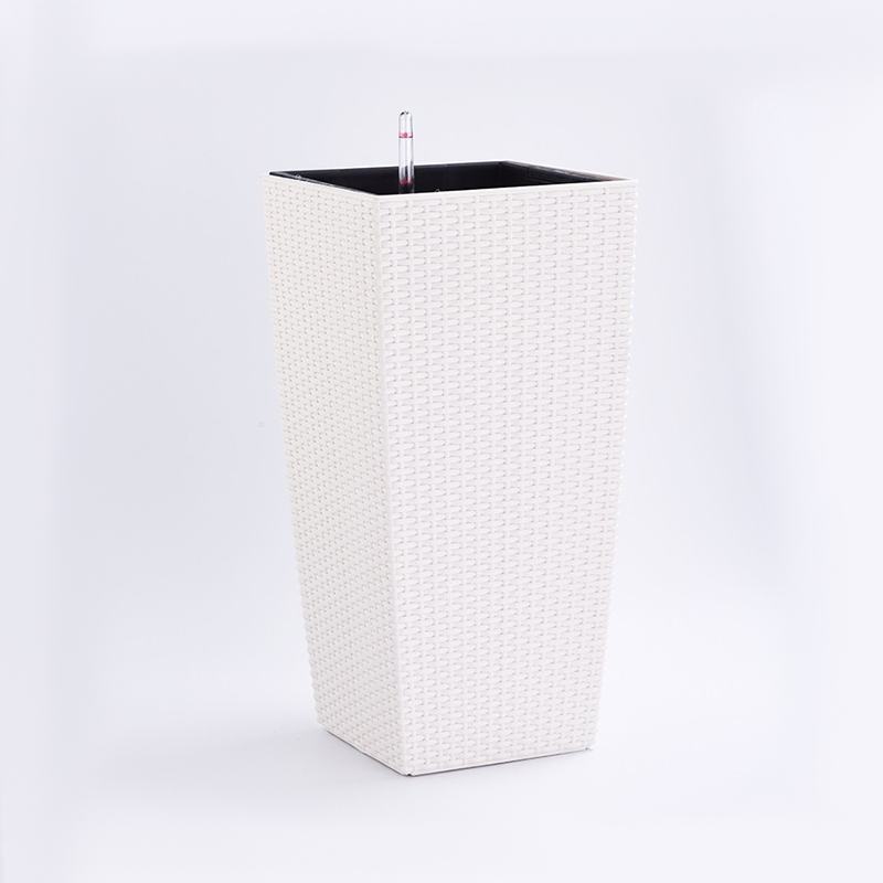 TB-03/04/05 Harmonischer schlanker Rattan Blumentopf