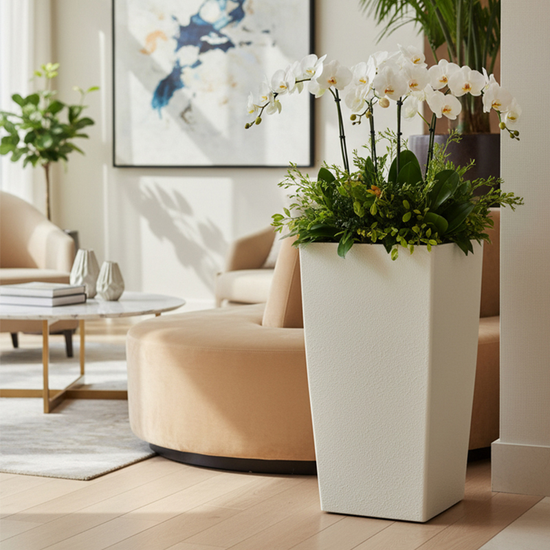 Moderner quadratischer, gipsähnlicher, strukturierter Blumentopf aus Kunststoff